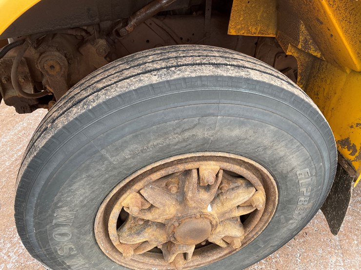 1991-international-4900-image-9