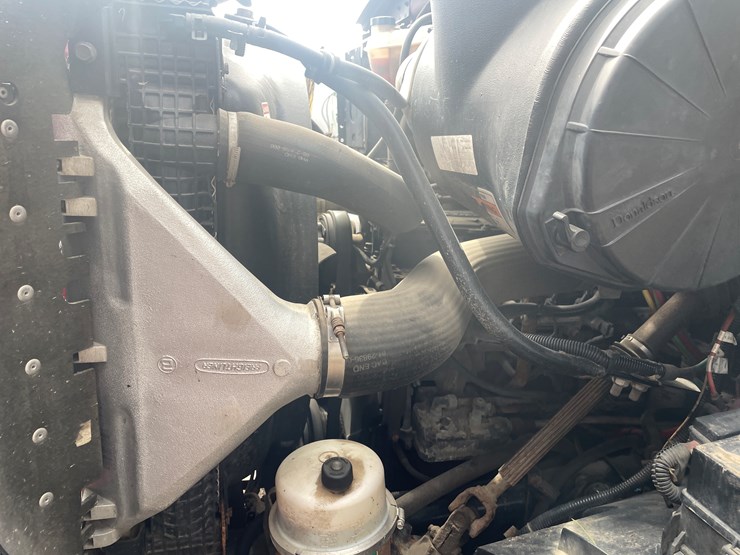 #212-•-2005-sterling-dump-truck-(has-mn-title)-(mora,-mn)-image-22