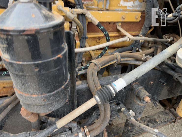 2003-kenworth-t800-image-45