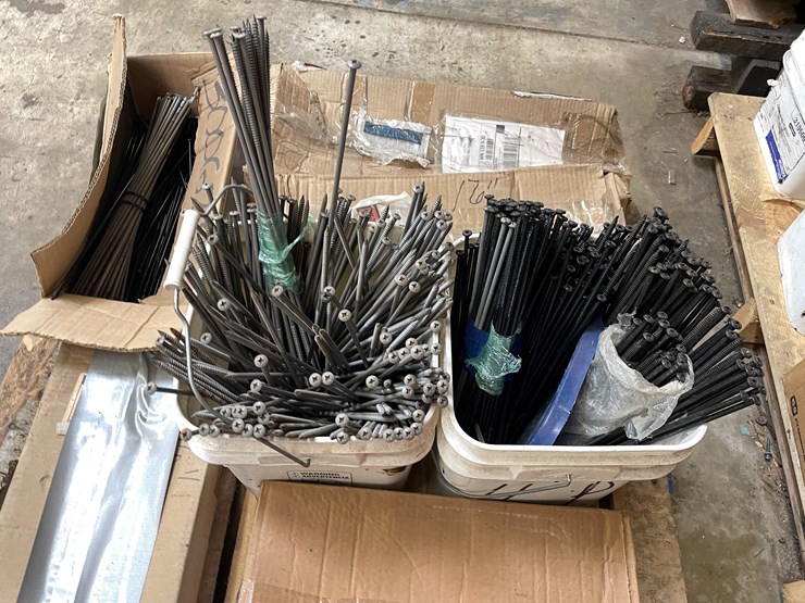 #2528-•-pallet-of-insulation-screws-(columbia-heights,-mn)-image-8