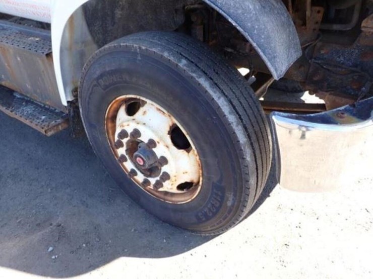 2016-ford-f750-image-33