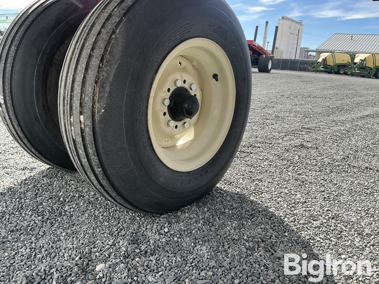 2025-sterling-32'-packer-image-19