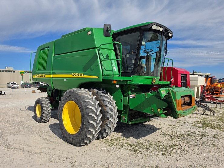 2006-john-deere-9560-sts-image-28