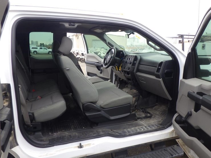 2017-ford-f350-image-6