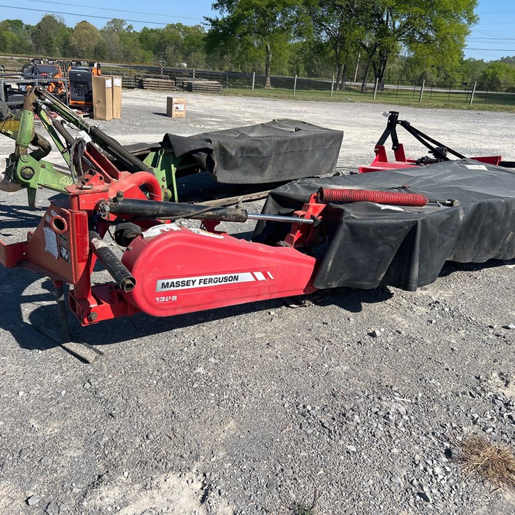 MASSEY-FERGUSON 1328