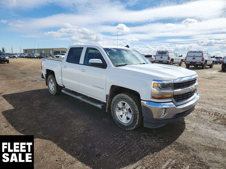 2016-chevrolet-silverado-1500-image-4