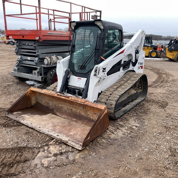 2018 BOBCAT T740