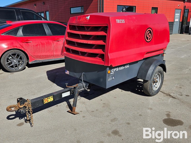 2022-massey-ferguson-730-image-1