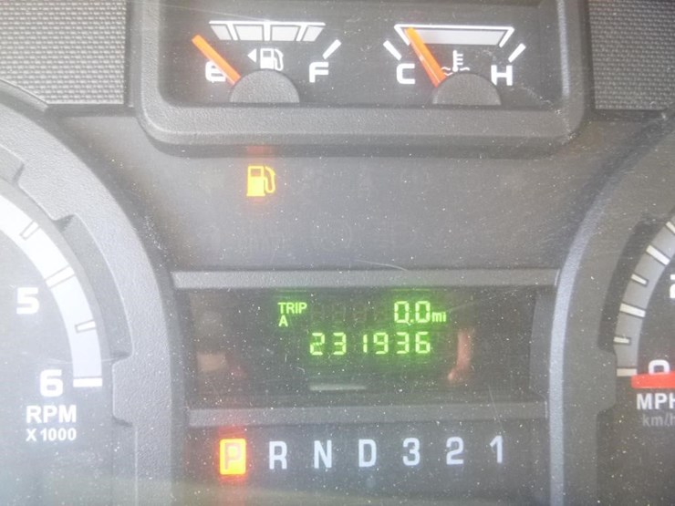 2014-ford-e450-image-17