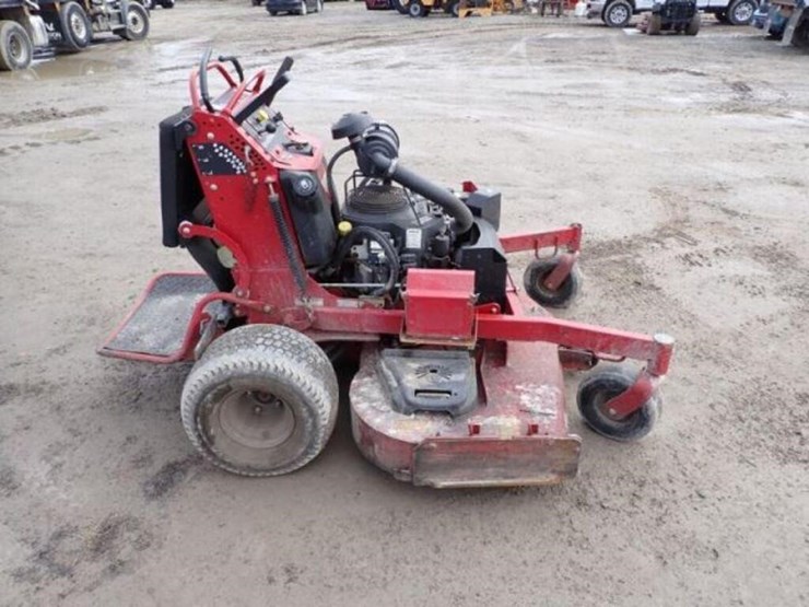 2014-toro-grand-stand-stand-on-mower-7458331400026-image-4