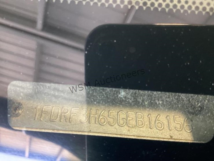 2016-ford-f350-image-17