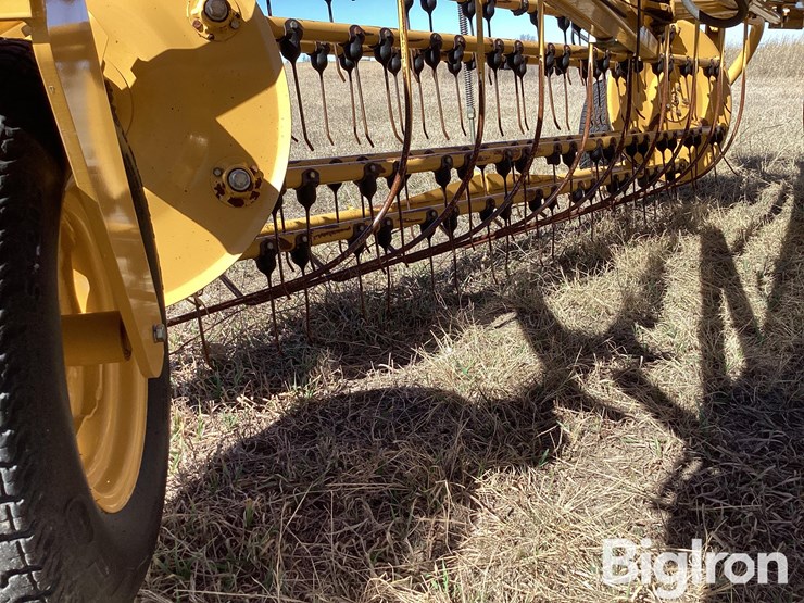 2017-vermeer-r2300-image-16