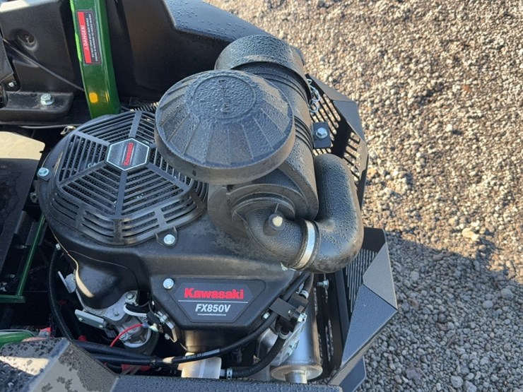 #4036-•-yakta-yxr-320-zero-turn-mower-image-11