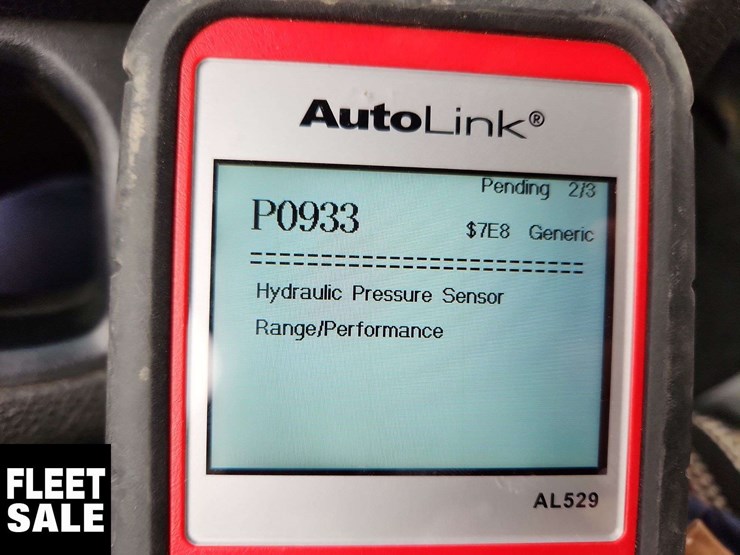 2013-dodge-1500-image-28