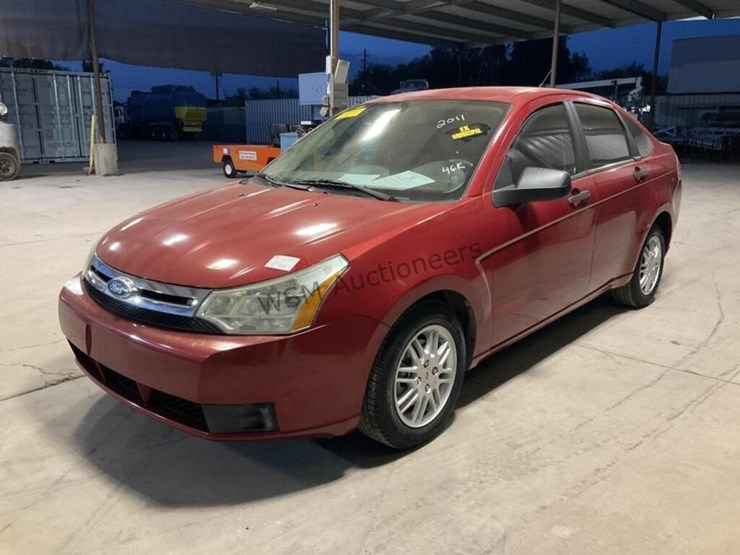 2011-ford-focus-se-sdn-image-4