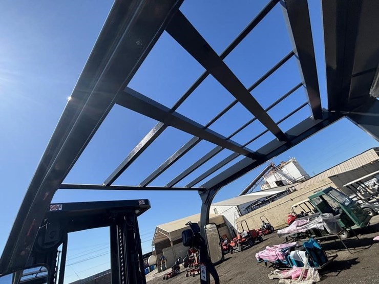 2017-toyota-8fgu30-image-26