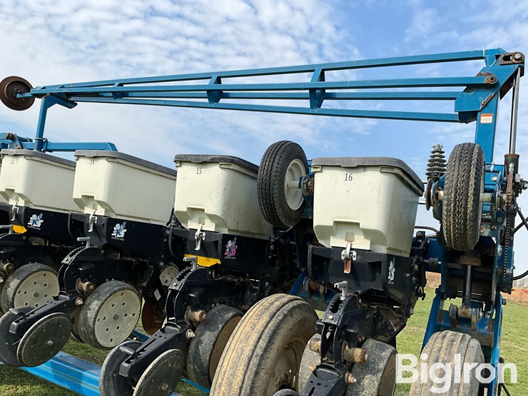 kinze-3600-image-13