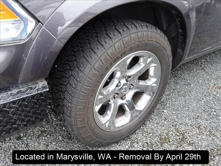 2016-dodge-1500-image-14