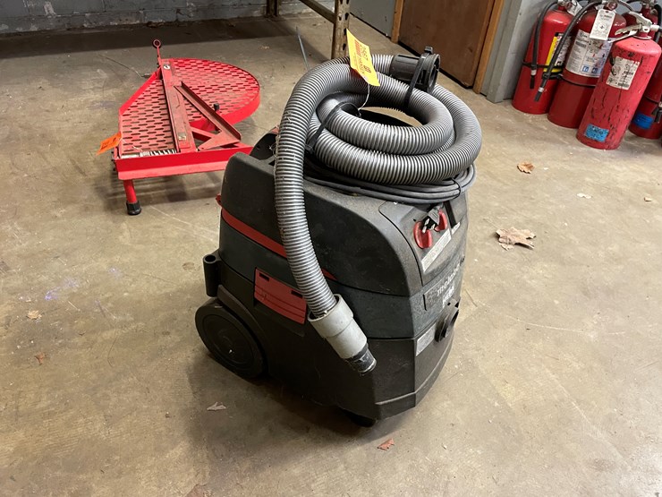 #2567-•-used-concrete-hepa-vac-(columbia-heights,-mn)-image-2