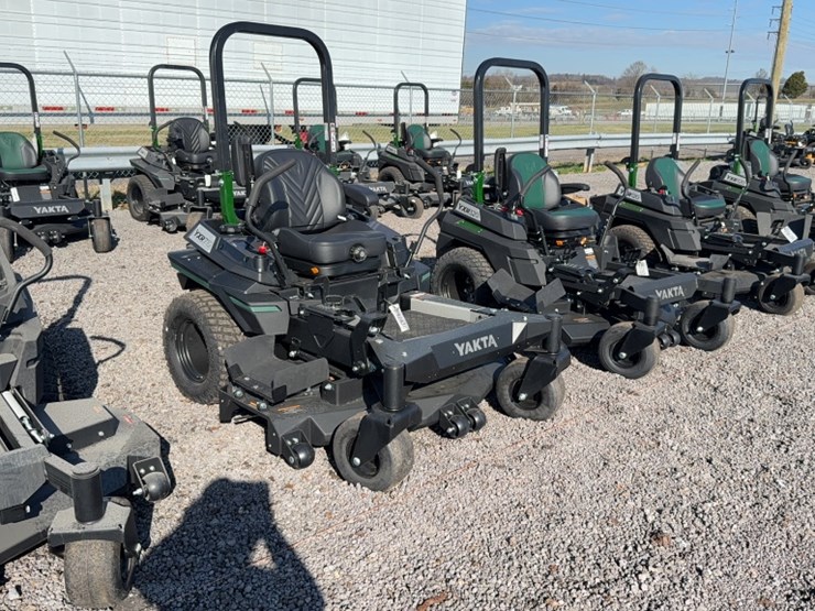 #4078-•-yakta-yxr-710-zero-turn-mower-image-3