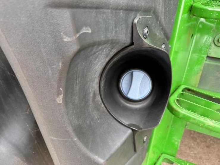 2020-john-deere-6130m-image-67