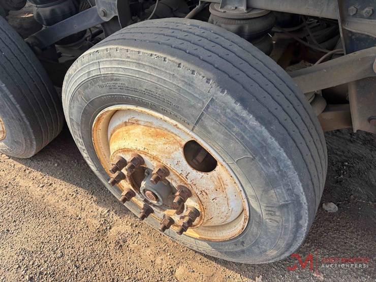 2000-sterling-lt9500-image-25