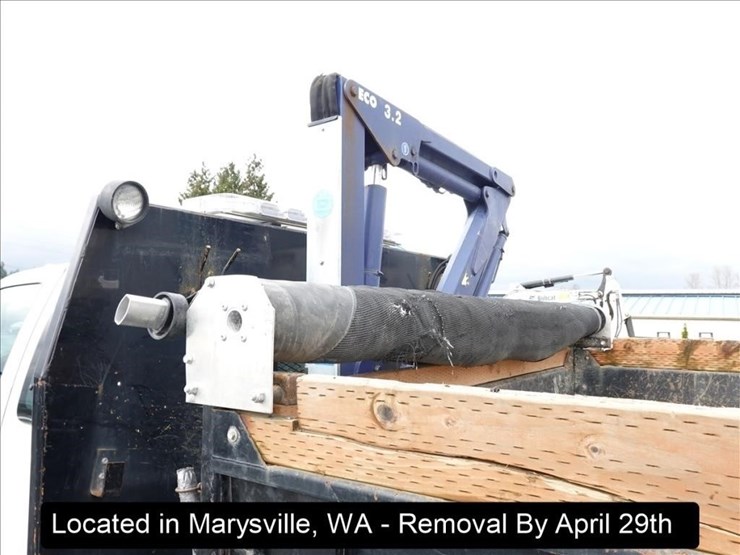 2011-ford-f550-image-2