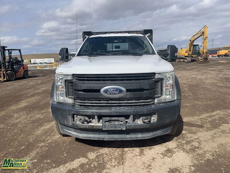 2018-ford-f550-image-8