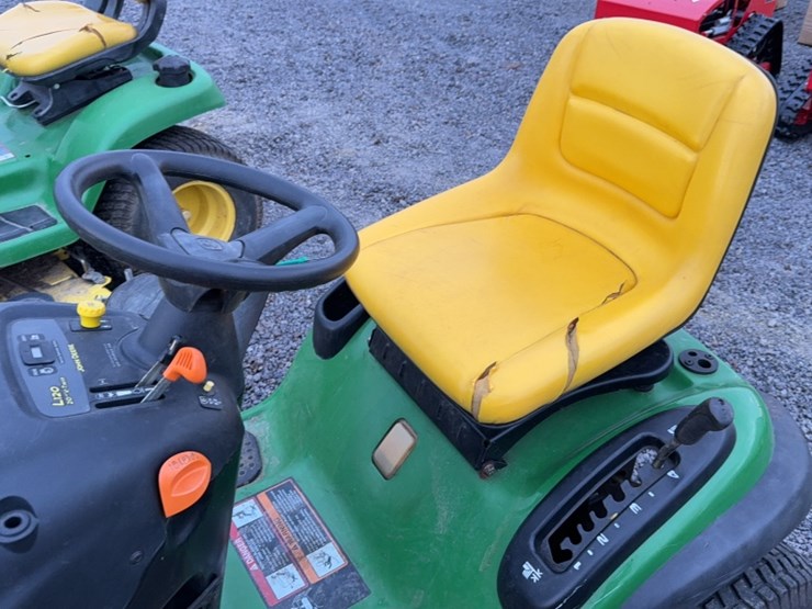 2004-john-deere-l120-image-9