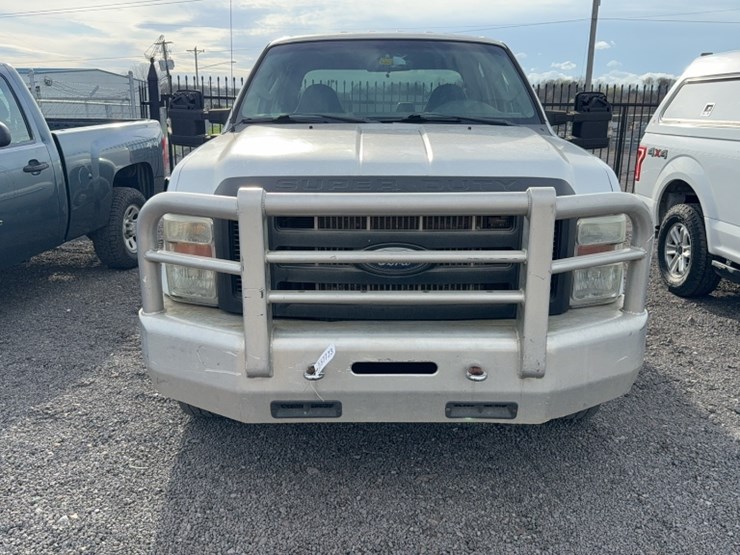 2008-ford-f350-image-2