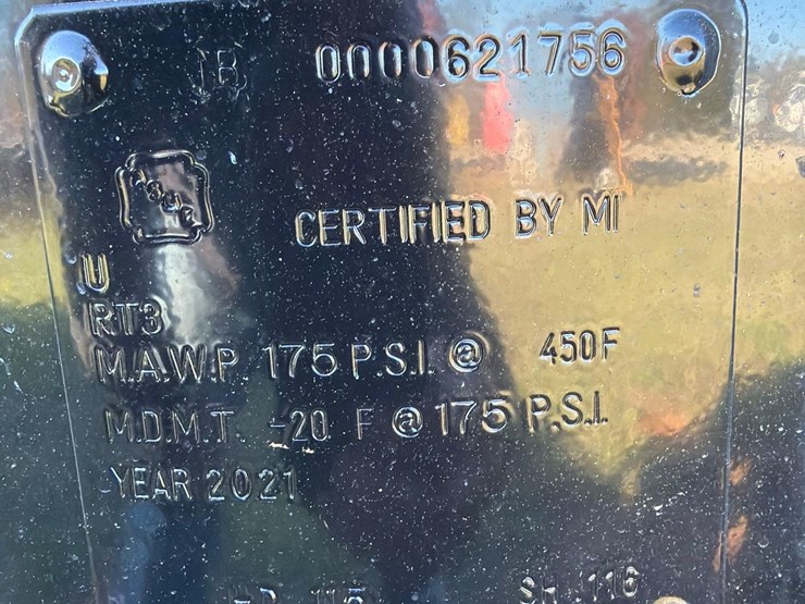 husky-air-compressor-image-6