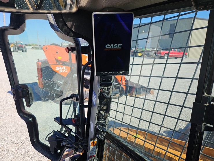 2023-case-tr310b-image-11