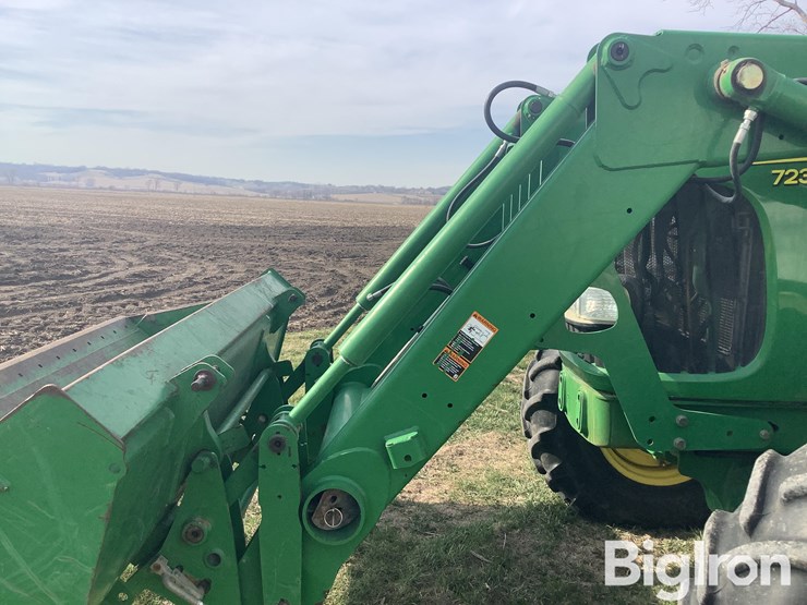 2011-john-deere-7230-image-17