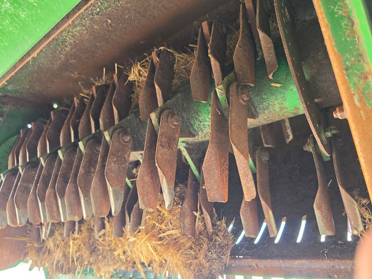 2006-john-deere-9560-sts-image-18