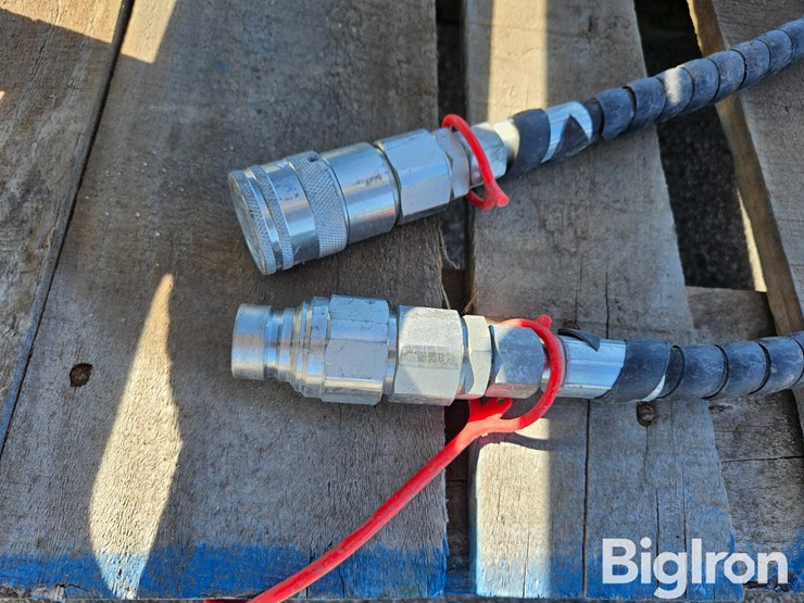 2025-massey-ferguson-730-image-15