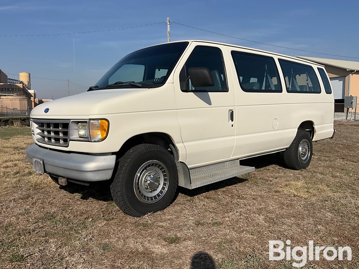 1992-ford-e350-image-1