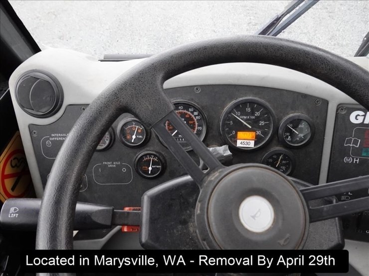 2009-gradall-xl3100-image-25