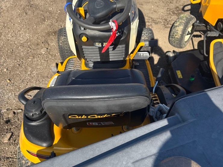 cub-cadet-1525-image-4