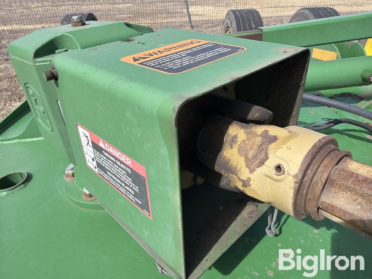 2020-john-deere-r15-image-14