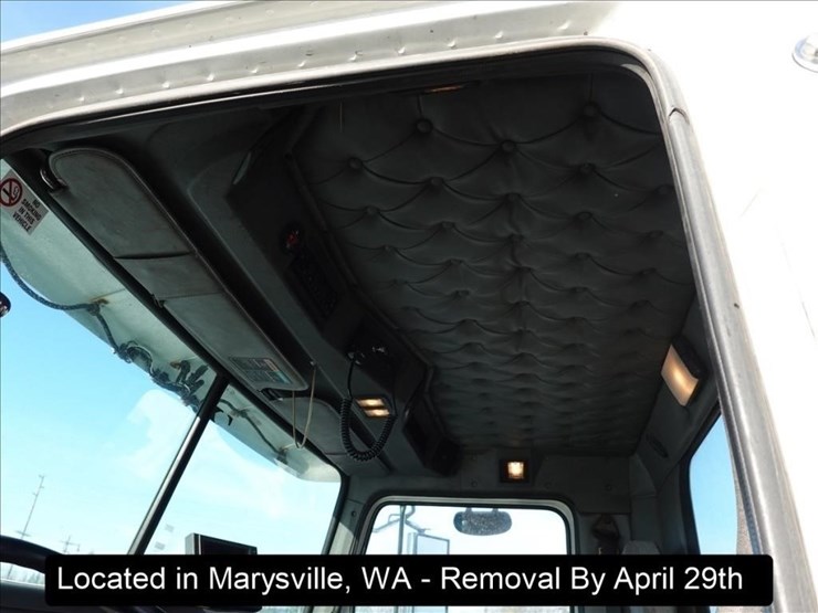 2008-western-star-4900sa-image-12