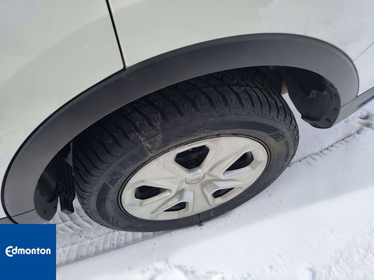 2019-ford-explorer-image-7