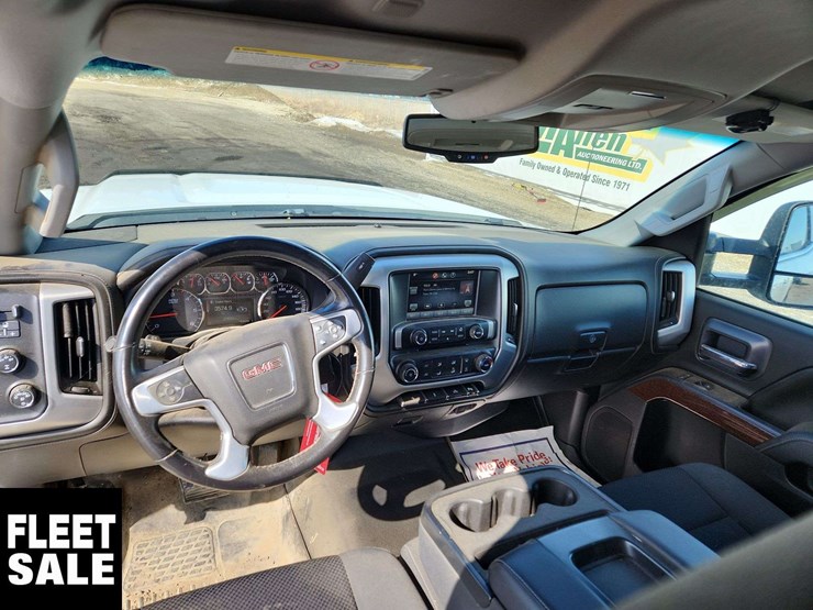 2015-gmc-sierra-2500hd-image-14