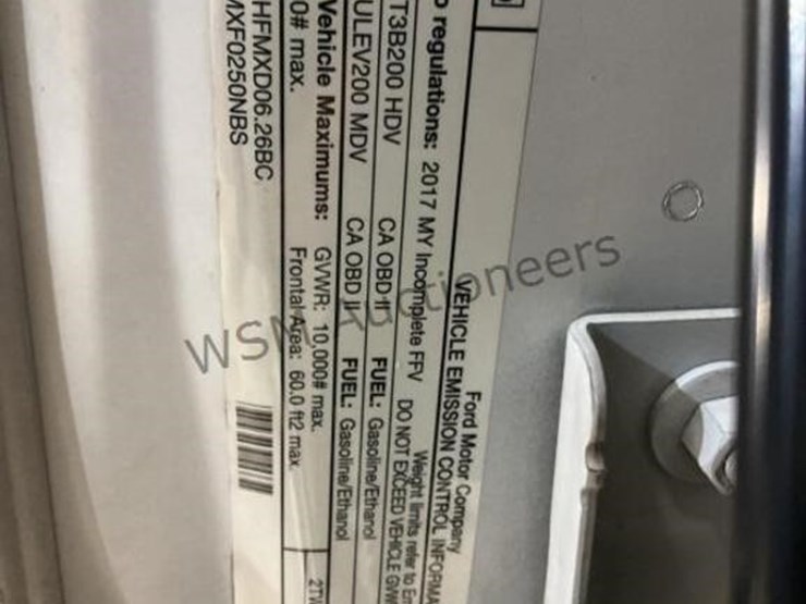 2017-ford-f250-image-13