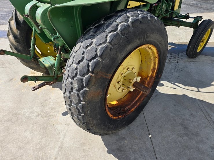 1960-john-deere-435-image-26