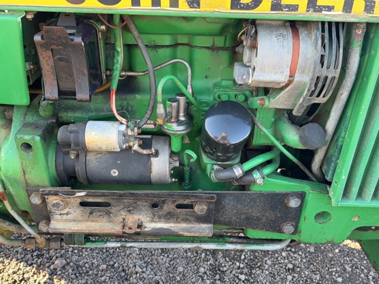 john-deere-2240-image-6