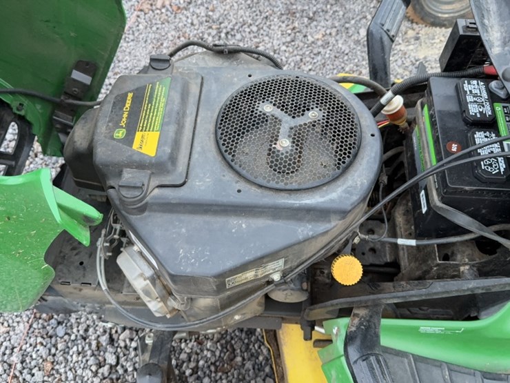 2013-john-deere-x320-image-10
