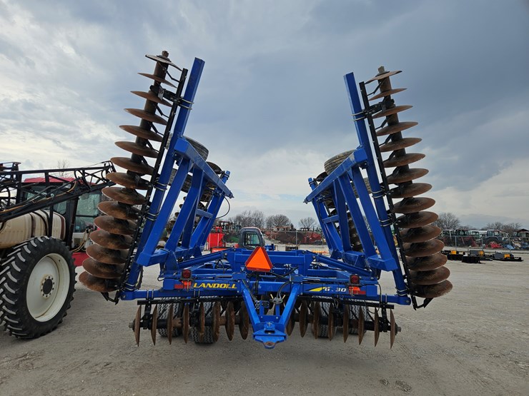 2013-landoll-6230-33-image-10