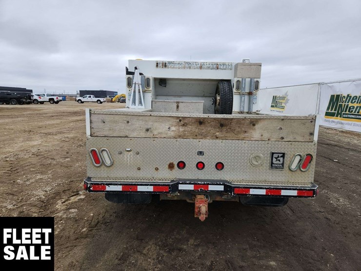 2015-ram-5500-slt-image-9