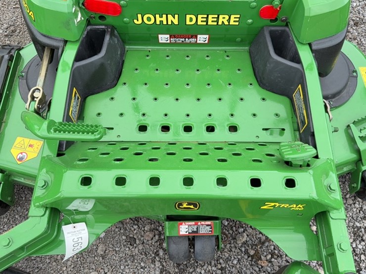 john-deere-z830a-image-5