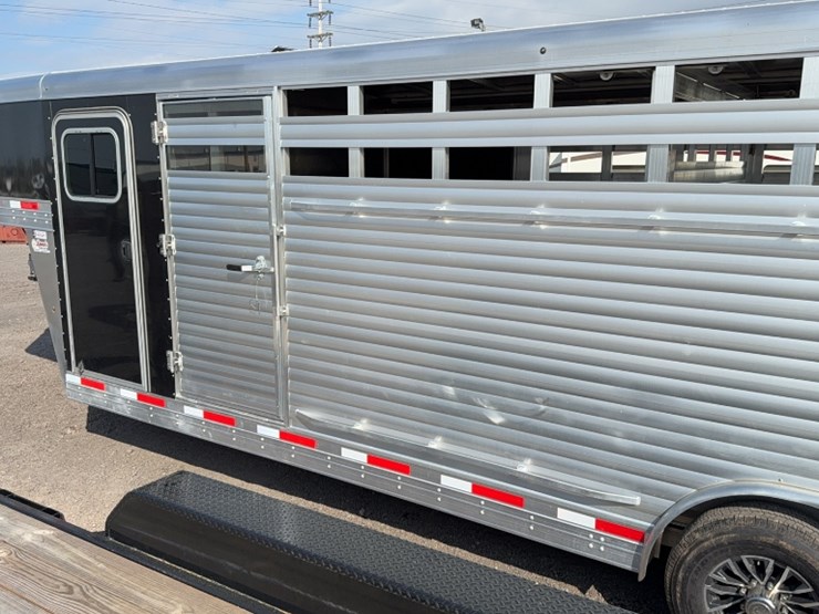 #3011-•-2024-sooner-24'-aluminum-trailer-image-12